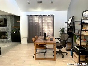 3551 Wellsprings Dr in San Antonio, TX - Building Photo - Building Photo