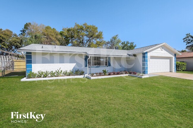 7033 Crestlake Dr in Orlando, FL - Building Photo - Building Photo