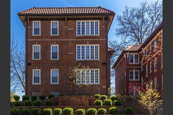 6628 Washington Ave in St. Louis, MO - Foto de edificio
