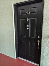 2077 Dixie Belle Dr in Orlando, FL - Building Photo - Building Photo