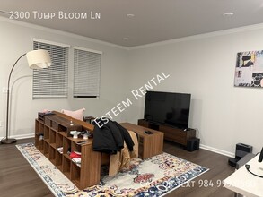 2300 Tulip Bloom Ln in Morrisville, NC - Building Photo - Building Photo