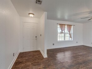 21128 Sandy Creek Ln in Purcell, OK - Building Photo - Building Photo