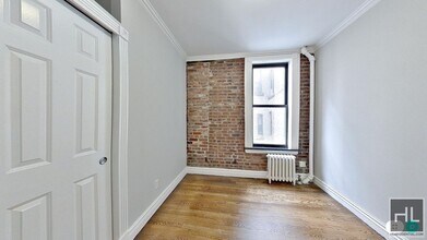 East 18th Street, Unit C3 in New York, NY - Foto de edificio - Building Photo