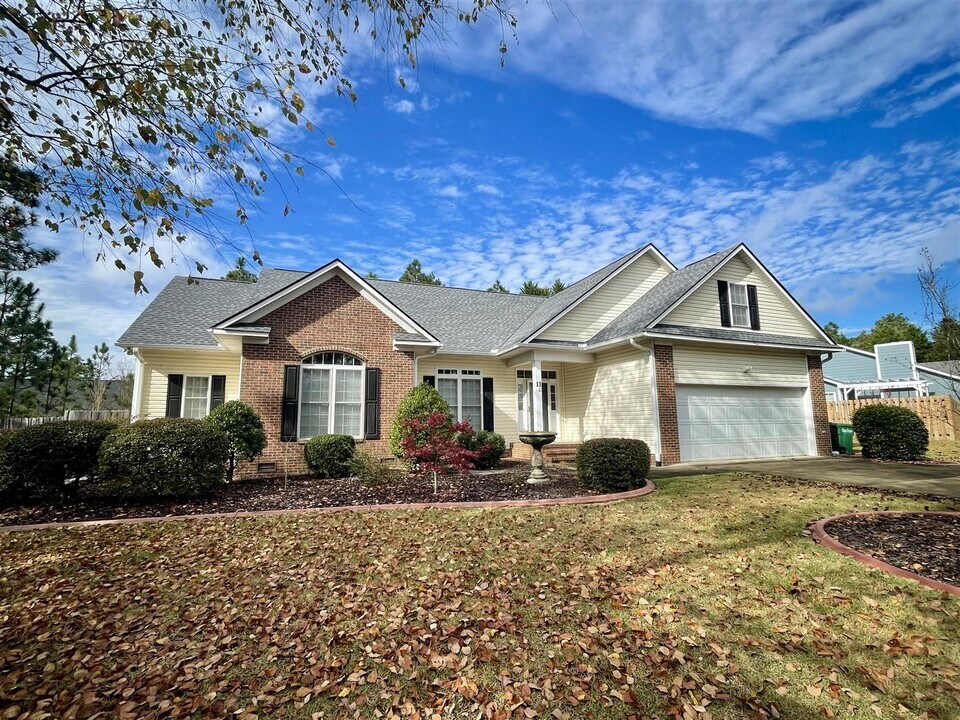 11 Hialeah Pl in Pinehurst, NC - Building Photo