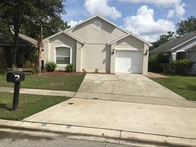 13105 Odyssey Lake Way in Orlando, FL - Building Photo