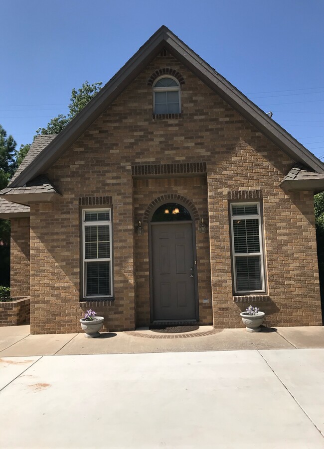 property at 2908 20th St