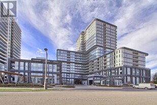 3240 William Coltson Ave in Oakville, ON - Building Photo
