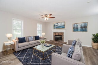 435 Ivy Crest Dr in Dallas, GA - Foto de edificio - Building Photo