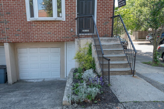 2822 Ogden St in Philadelphia, PA - Foto de edificio - Building Photo