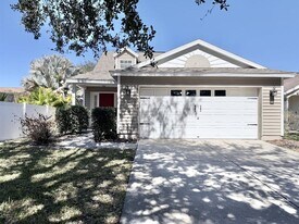 5705 Tanagergrove Way in Fish Hawk, FL - Building Photo