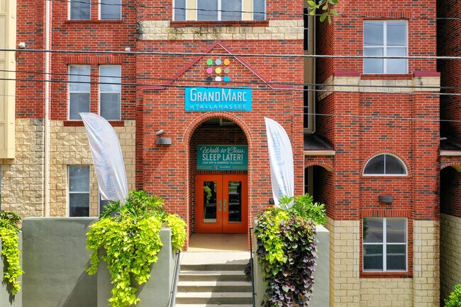 GrandMarc at Tallahassee in Tallahassee, FL - Foto de edificio - Building Photo