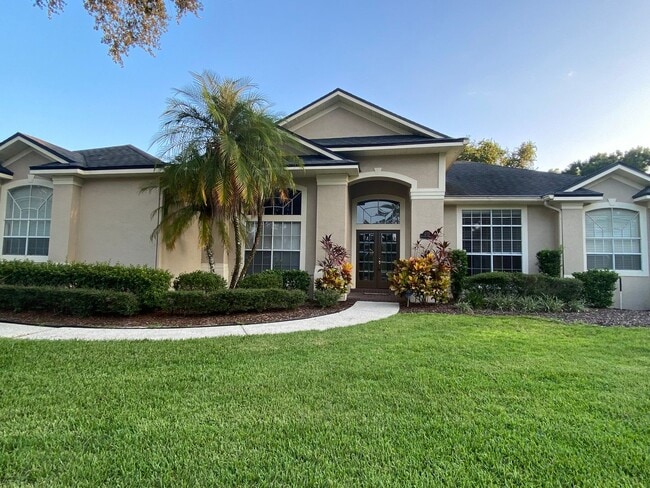 property at 875 Bentley Green Cir