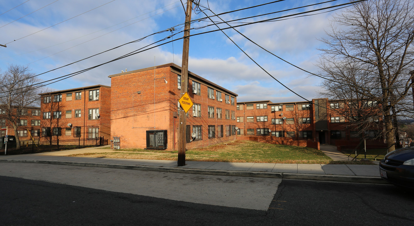 Lincoln Heights in Washington, DC - Building Photo