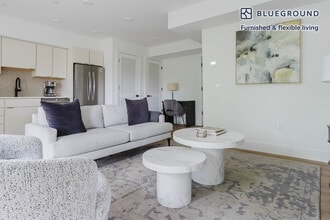 716 L St SE in Washington, DC - Building Photo - Building Photo