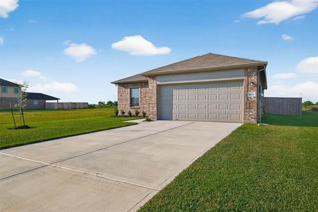 8102 Coral Dr in Texas City, TX - Building Photo - Building Photo