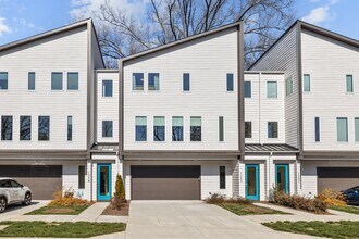1553 Pinecrest Ave in Charlotte, NC - Building Photo - Building Photo