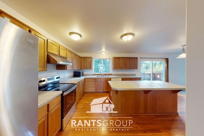 property at 5526 55th Loop SE