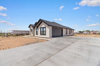 12370 W University Blvd in Odessa, TX - Building Photo - Building Photo