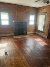 521 E Broadway St in Newton, KS - Building Photo - Building Photo