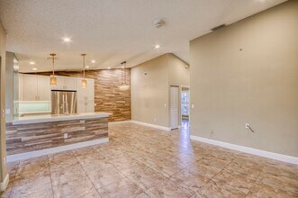 9109 SW 21st St in Boca Raton, FL - Building Photo - Building Photo