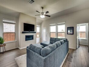 10324 Fall Brk Dr in Cross Roads, TX - Building Photo - Building Photo