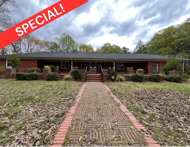 property at 1542 Monument Ave