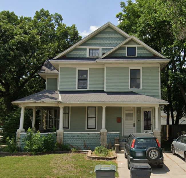 property at 901 Merchant St