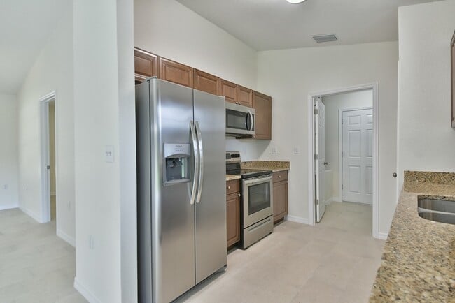 6128 NW 47 Pl in Ocala, FL - Building Photo - Building Photo