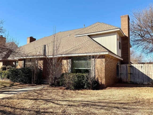 12007 Shady Trail Ln in Oklahoma City, OK - Building Photo - Building Photo