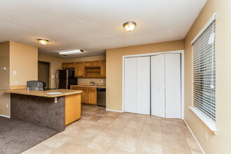 6109 Springwood Dr in Arlington, TX - Building Photo - Building Photo