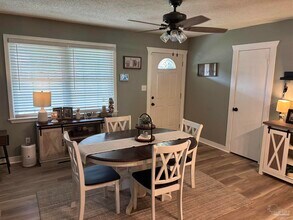 5811 Perkins St in Pensacola, FL - Building Photo - Building Photo