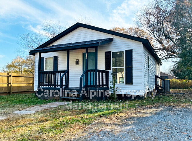 506 Bonny St in Shelby, NC - Foto de edificio - Building Photo