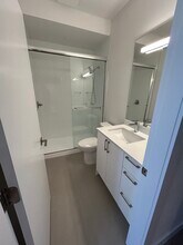 240 4th St W in North Vancouver, BC - Building Photo - Building Photo