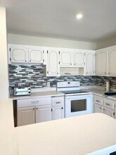 419 Brittany Dr in Delray Beach, FL - Building Photo - Building Photo