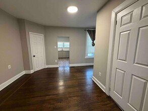 5641 N Warnock St in Philadelphia, PA - Building Photo - Building Photo