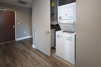 The Residences At Hanna in Cleveland, OH - Building Photo - Building Photo