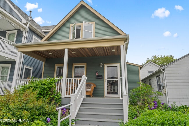 property at 134 Franklin Ave