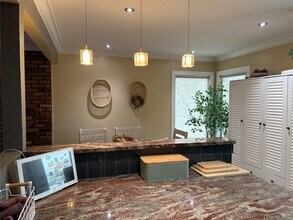 3610 Ionia St in Seaford, NY - Building Photo - Building Photo