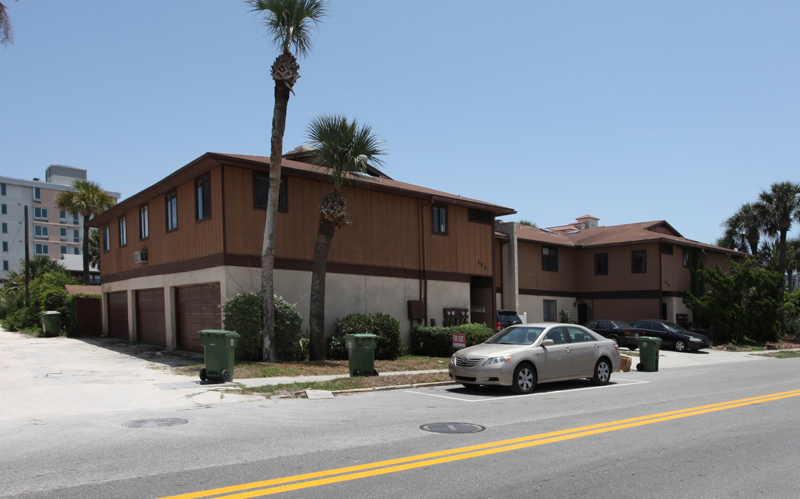 111-113 2nd Ave S in Jacksonville Beach, FL - Building Photo