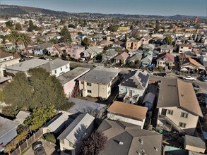 1501 51st Ave in Oakland, CA - Building Photo - Building Photo