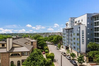 910 W 25th St in Austin, TX - Building Photo - Building Photo