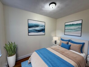 25 Chelsea St, Unit 2 in Boston, MA - Building Photo - Building Photo