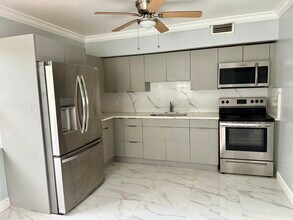 1161 NW 116th St in Miami, FL - Building Photo - Building Photo