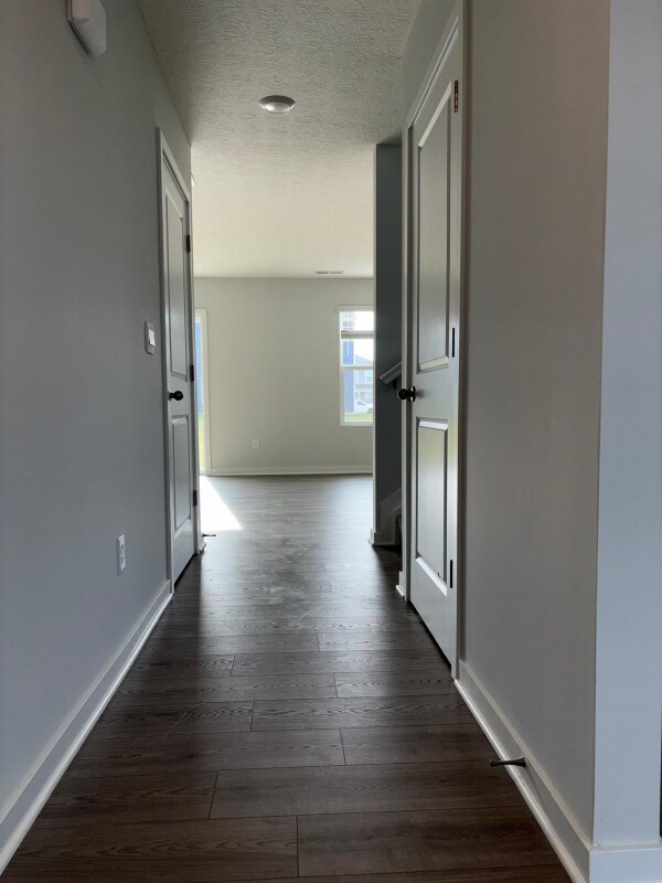 7055 Blackmer Ridge Blvd in Canal Winchester, OH - Building Photo - Building Photo