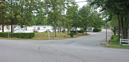 200 Woodberry Rd in West Columbia, SC - Building Photo - Building Photo