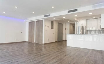 222 E 7th St in New York, NY - Building Photo - Building Photo