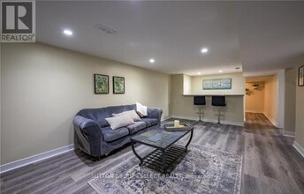 6 Kirkton Ct in London, ON - Building Photo - Building Photo