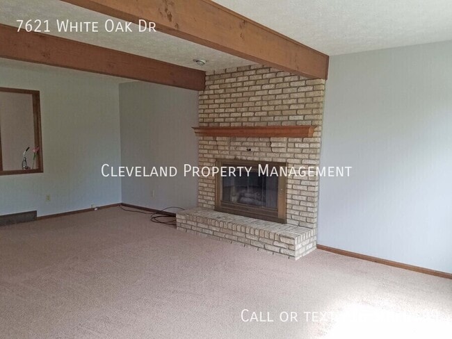 7621 White Oak Dr in Solon, OH - Building Photo - Building Photo