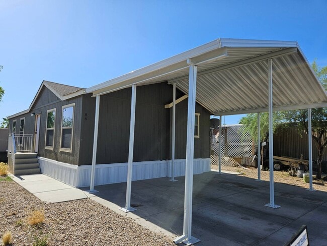 1409 N French St in Casa Grande, AZ - Building Photo - Building Photo