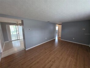 4851 Phoenix Ave in Holiday, FL - Building Photo - Building Photo